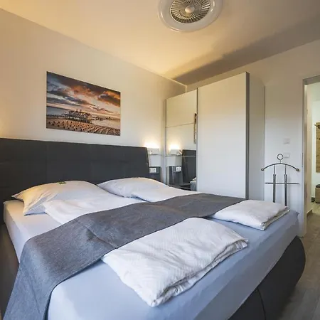 Ferienwohnung Tor Zum Meer - Neubau Mit Sauna, Fahrstuhl Und Tiefgarage Kuehlungsborn Exterior photo