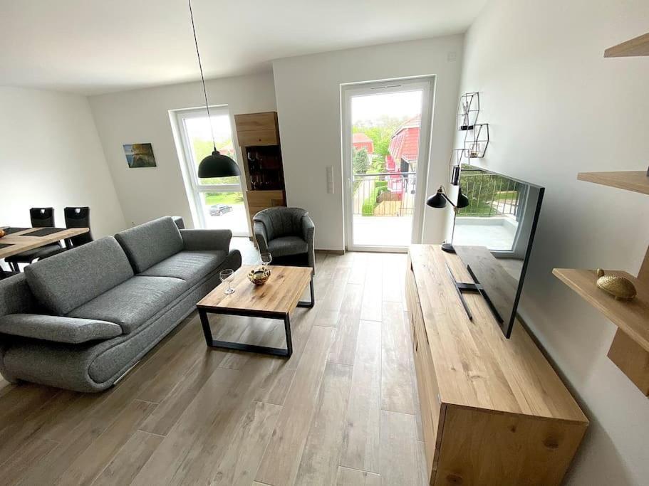 Tor Zum - Neubau Mit Sauna, Fahrstuhl Und Tiefgarage